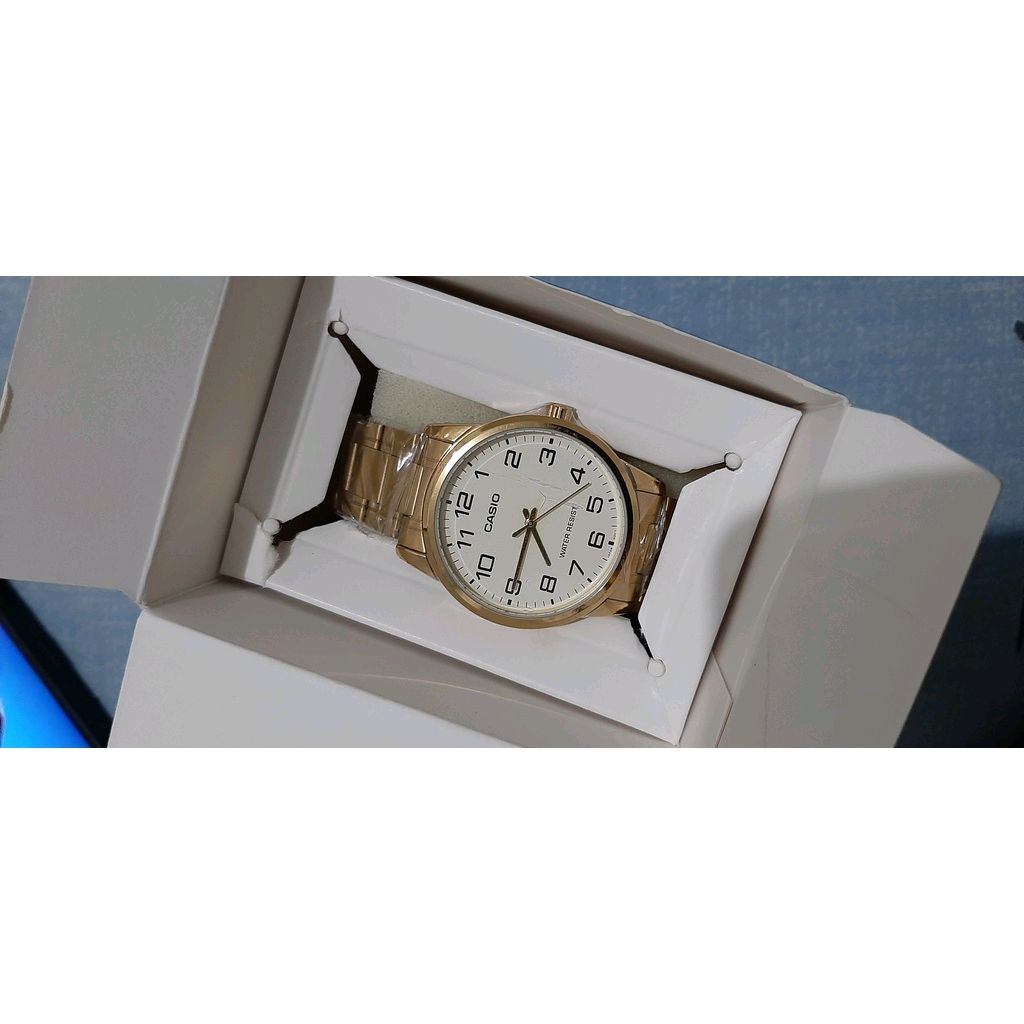 I'm selling #tokoMAMOY ; BNIB CASIO Watches/... for Rp370.000. Get it on Shopee now! shopee.co.id/toko_mamoy/217… #ShopeeID