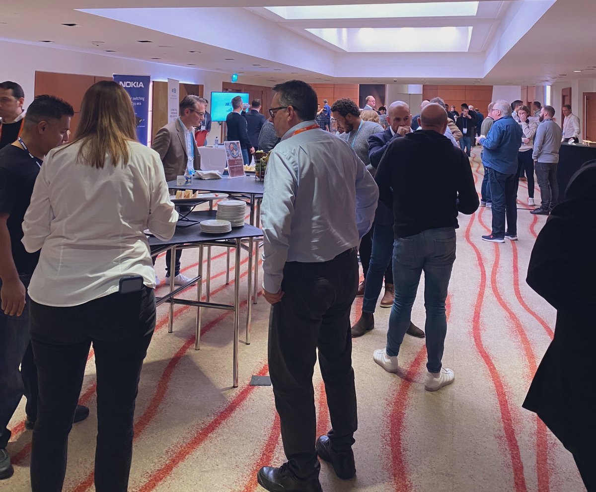 London Internet Exchange (LINX) tweet media
