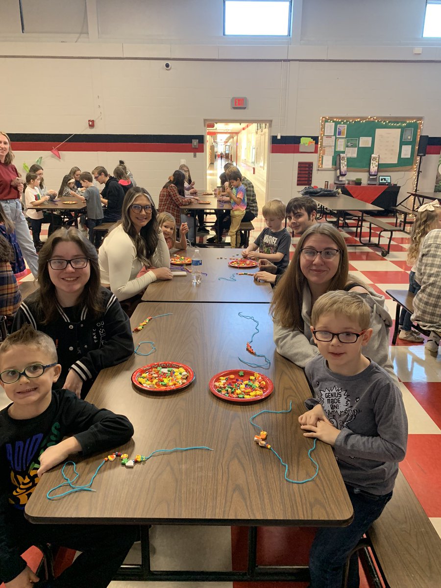 Central Cambria Senior &amp; Jackson Elem. Kindergarten Thanksgiving Project.  2023 Graduates meet 2035 Graduates #WeAreCC <a href="/CCHSRedDevils/">𝐂𝐄𝐍𝐓𝐑𝐀𝐋 𝐂𝐀𝐌𝐁𝐑𝐈𝐀 𝐇𝐒</a> <a href="/APCCHS/">CCHS Assistant Principal</a>