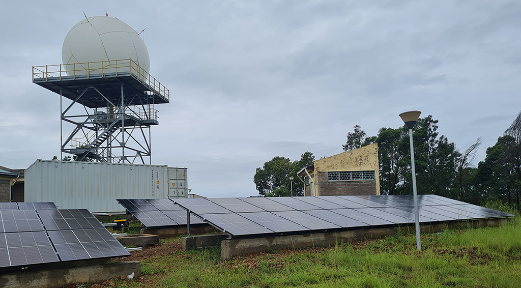 VaisalaGroup's tweet photo. We are very proud of this step in modernizing Ethiopia’s #weather and #climate #observations by powering a #weatherradar with #solarpower system on-site! 🌍👏🎉👉 https://t.co/vDuGciXfcr #renewableenergy #weatherobservations #sustainability https://t.co/75nqzmkZ72