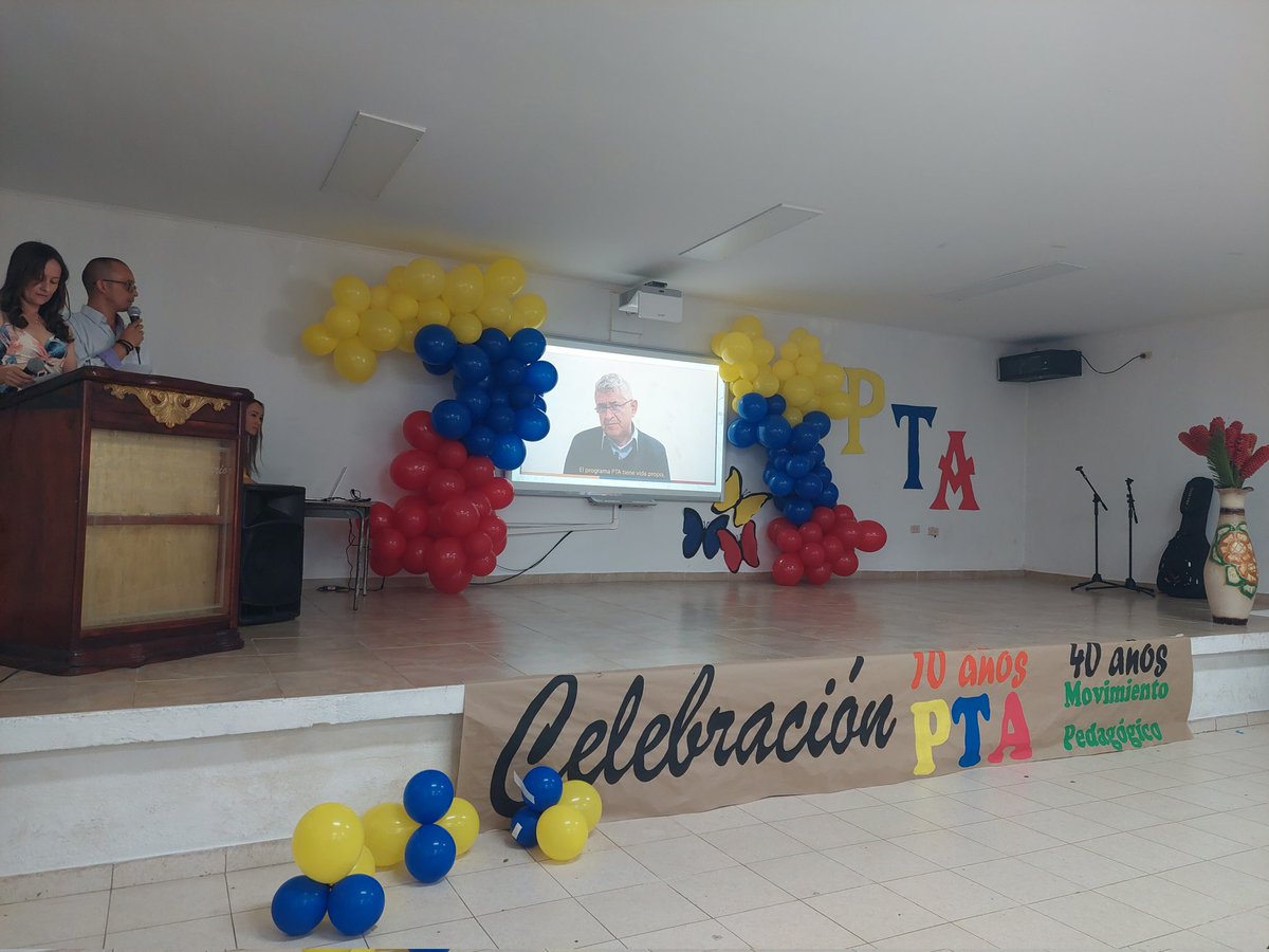 sandylesmes's tweet photo. Gran celebración de los 10 años del PTA y 40 años del Movimiento pedagógico en Manaure Cesar. Es grato ver el impacto positivo de un gran programa. @JohanaCifuente5 @RinconferE @PTA_Colombia https://t.co/Sqls8LdIkp