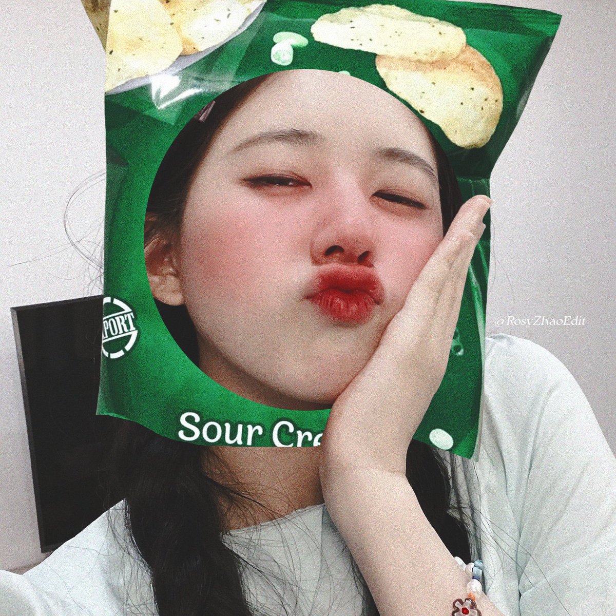 RosyZhaoEdit's tweet photo. 23112022

‧⁺◟🛋 ᴛᴀᴋᴇ ᴘɪᴄᴛᴜʀᴇs ᴡɪᴛʜ ʟᴀʏs🧸 ◡̎✧
                 ʙʏ ʀᴏsʏᴢʜᴀᴏᴇᴅɪᴛ

︶꒷꒦︶︶꒷꒦︶︶꒷꒦︶︶꒷꒦︶︶꒷꒦︶

💜#Zhaolusi #จ้าวลู่ซือ #赵露思 #짜오루스 #チャオルースー 💜 https://t.co/EkUf0JsyGJ