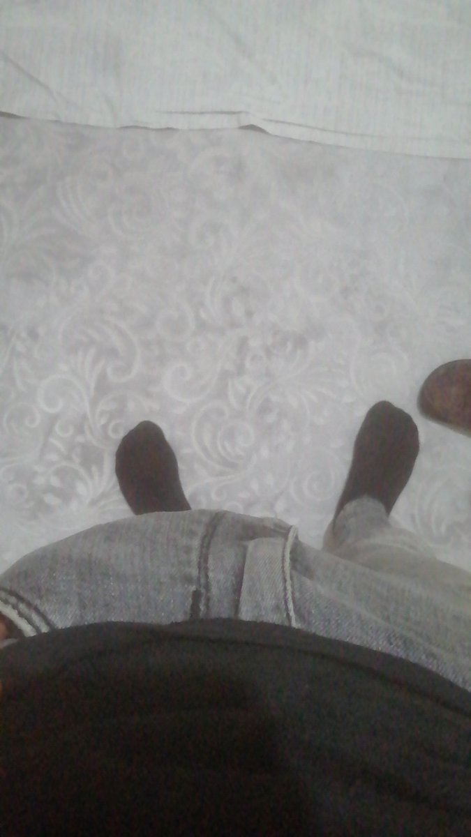 rizelibay5353's tweet photo. Bu fermuar ı birinin açması lazım #rize #sex #rizesex https://t.co/pDqlFd3kg3