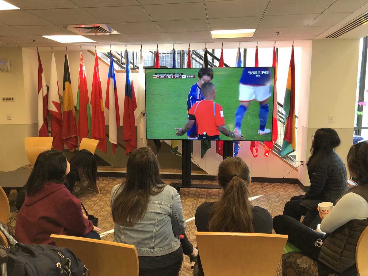 rockfordw's tweet photo. Happy Thanksgiving Wednesday from @FletcherSchool — where Fletcher students, faculty, and staff watched the Japan-Germany #WorldCup match 🇯🇵⚽️🇩🇪 and #FletcherProf Shultz and #FletcherProf McCracken joined us at coffee hour on Cabot 7th floor after #RoleOfForce ⚓️🌏🌍🌎⚓️ https://t.co/R1AwIkT3ia