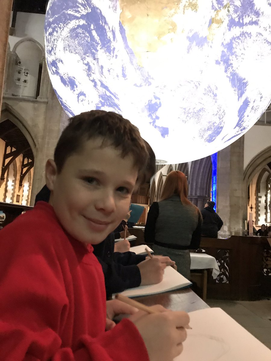 LPAcademy16's tweet photo. Despite the rain, we thoroughly enjoyed our visit to Grimsby Minster today.
We even had a go at sketching beside the inspiring ‘Gaia’ exhibit! Thank you! #wowwednesday #WowWednesday #Grimsbyminster @theculturehouse https://t.co/QSfwVpUZw5