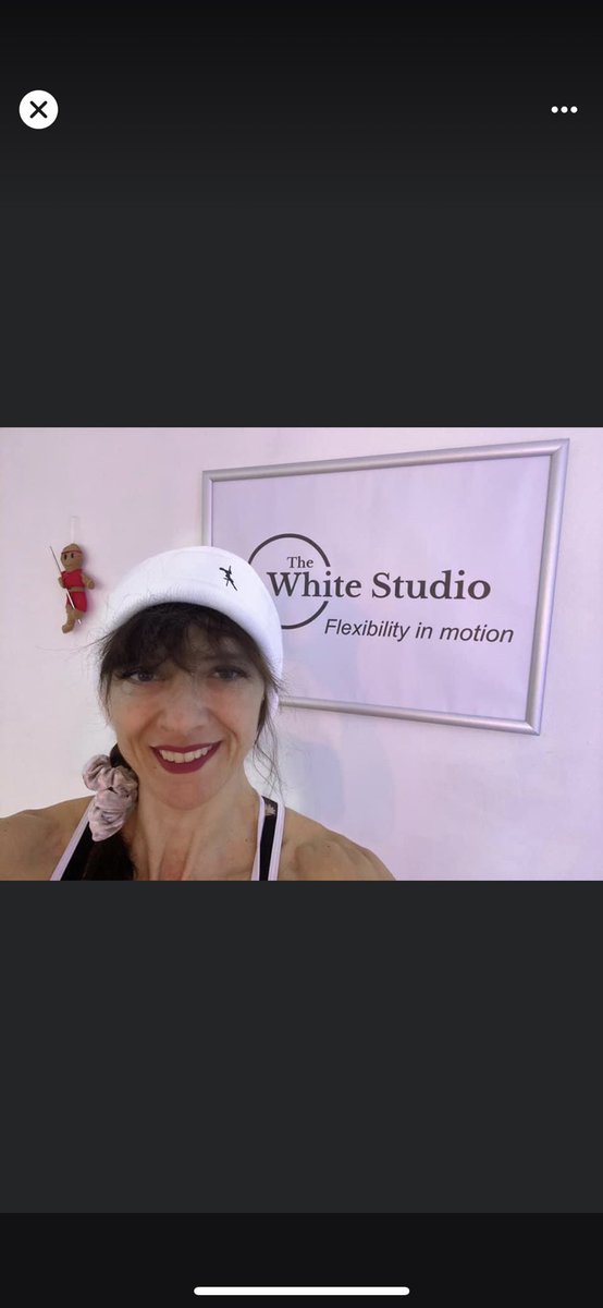 thewhite_studio's tweet photo. #whitefridayisourblackfriday #blackfridayaerialarts Head for The White Studio’s shop this Friday for amazingly high-flying deals. https://t.co/Z04QADXcK8 https://t.co/HfhwBQWLVX