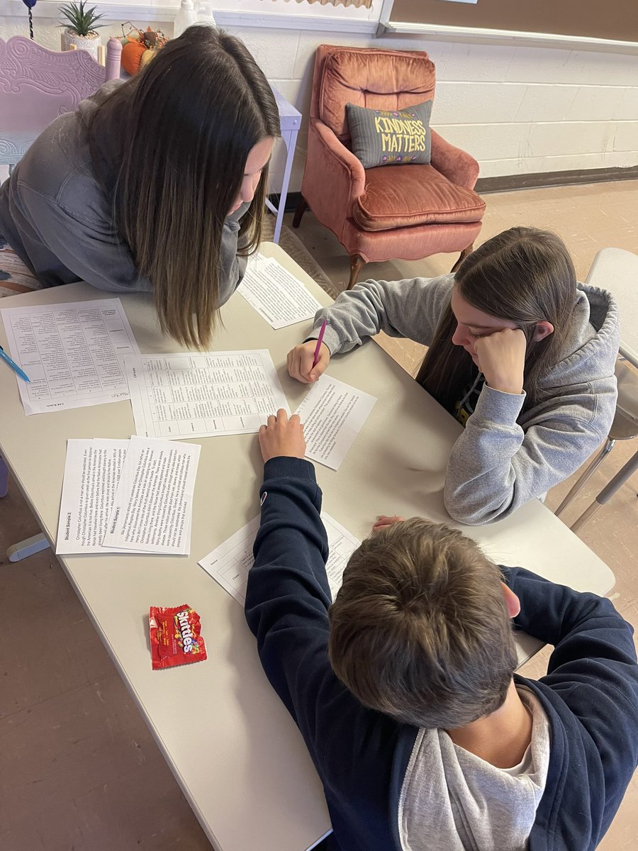Mrs. Nagle tweet media