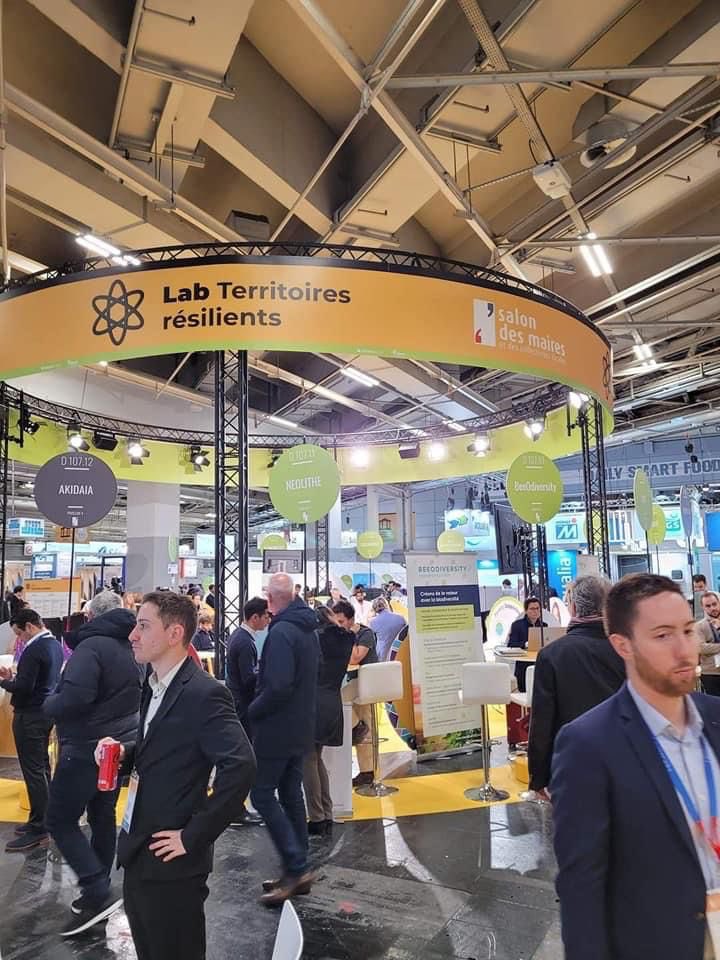 FOuzilleau's tweet image. Penser la ville de demain, rencontrer les acteurs de l’#innovation, viser un service public adapté à la révolution #numerique… passage au #salondesmaires2022 #smartcities merci @AWSFrance pour l’accueil