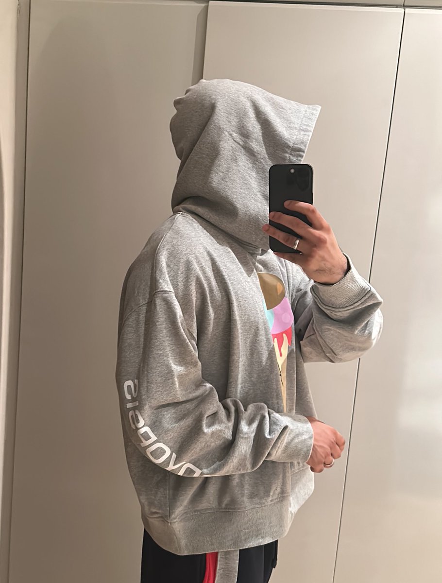 Apodyopsislife's tweet image. TRUST ME, THE BEST HOODIE YOU’LL EVER WEAR.

#EVOLUTION7