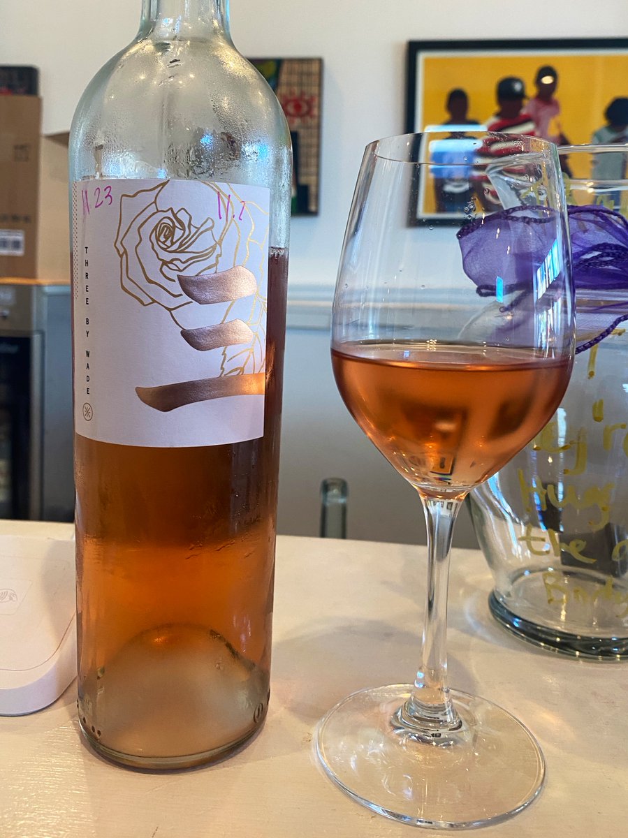 lenubienne's tweet photo. Having a sommelier bestie has many benefits, like getting to taste new (to me) wines. Today I was presented with a rosé and an orange wine, and my preference was for “the darker, leggy one.” Imagine my surprise to find out it is #ThreeByWade from @itsgabrielleu! https://t.co/TviAKhKls2
