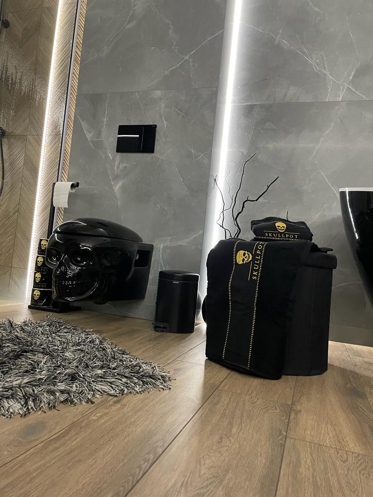 Skullpot Black Glossy! Skullpot.com - The Skull Toilet &amp; Urinal!
💀 #skull #toilet #wc #skullpot #toilette #skullart #skulls #switzerland #luxury #design
