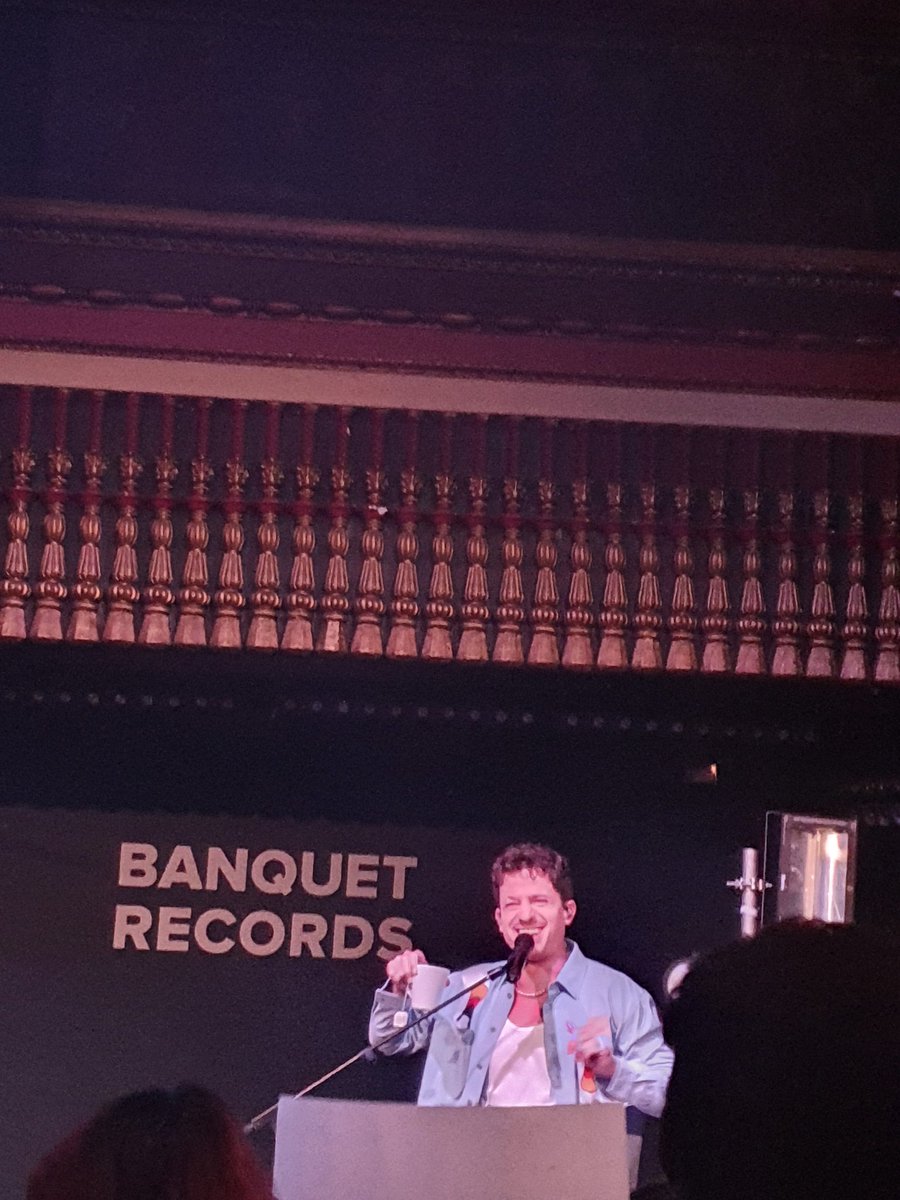 fran_007uk's tweet photo. Ahhhhh had THE BEST night watching @charlieputh perform in a small lovely venue 🥺❤ Thanks for being such a sweetheart, playing my fav song and being just as confused as I am with left &amp; right ❤ Thank you from the bottom of my heart, Charlie, and absolutely loved the moves!! https://t.co/Yd4KCXobmI