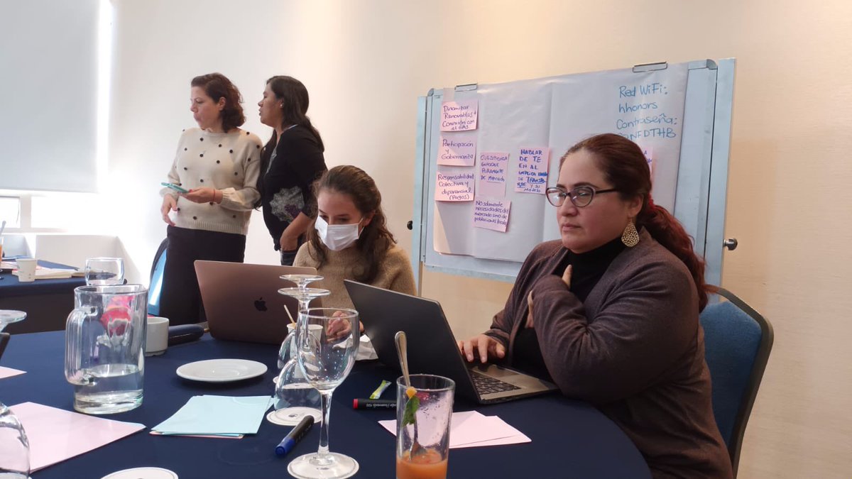OngPas's tweet photo. En el segundo encuentro de #PLARS, PAS modera el conversatorio sobre la situación actual del Acuerdo de Escazú e iniciativas para protección de Defensores ambientales. 🌱 https://t.co/F2tXrVrnYK