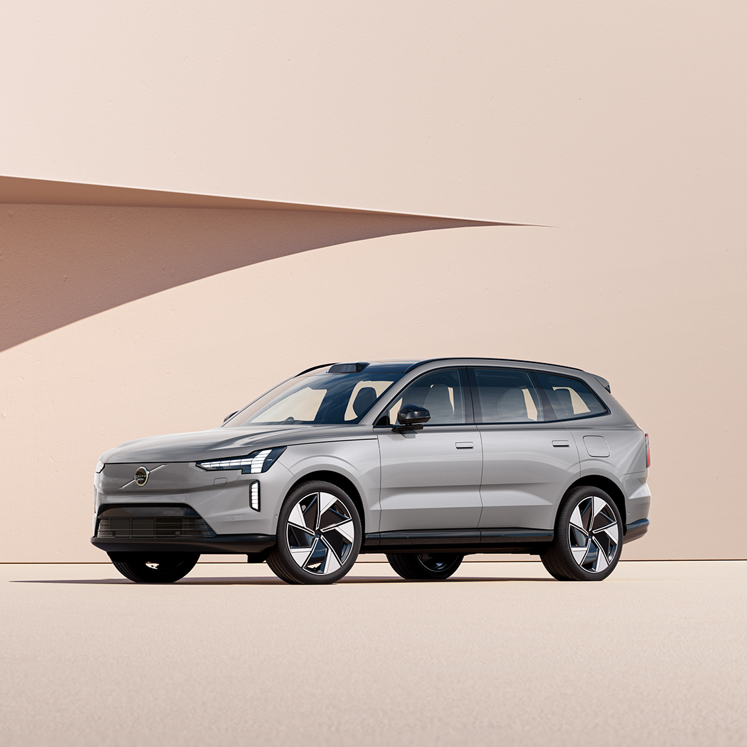 W naszym nowym, w pełni elektrycznym SUVie minimalistyczny designe i wysokiej jakości materiały
wprowadzą spokój skandynawskiego wnętrza: bit.ly/PoznajNoweVolv…

#VolvoEX90 #SafetyInMind