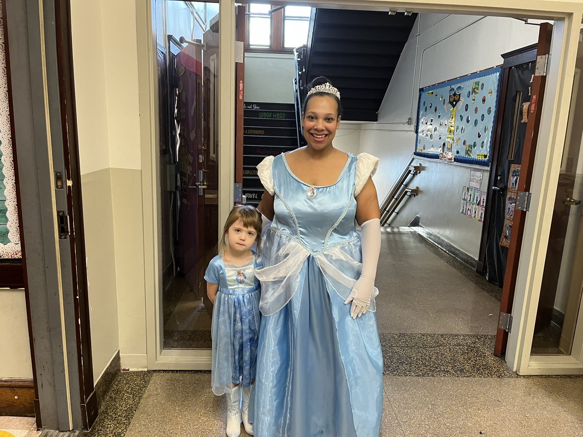 Aolani Evelyn tweet media