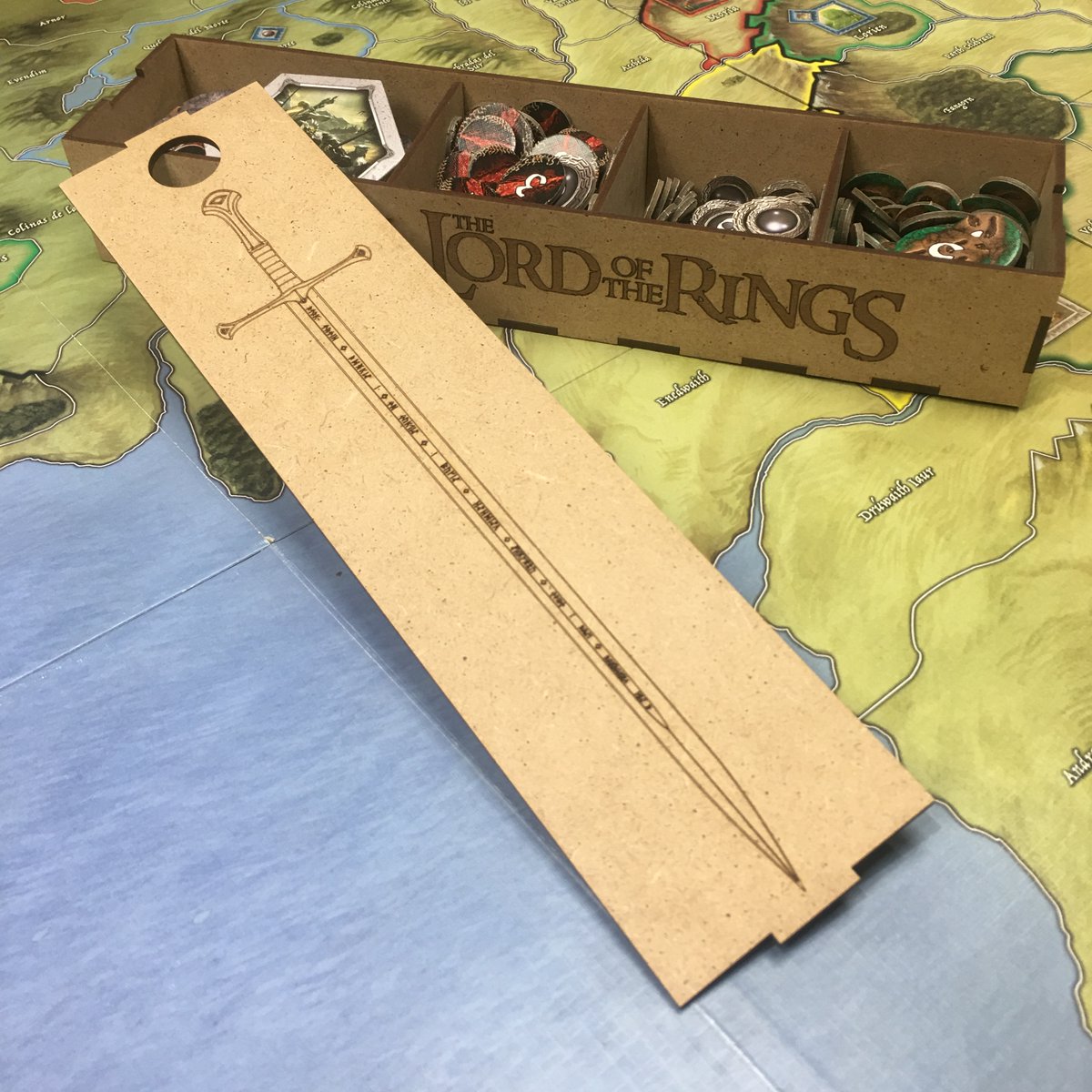 abolt_es's tweet photo. Nos encanta nuestro inserto para el LCG de El Señor de los Anillos. No os perdáis nuestro Black Friday.
https://t.co/vFgAozcKHf
#LCG #insectos #ESDLA #elseñordelosanillos https://t.co/pYlCXlgRFG