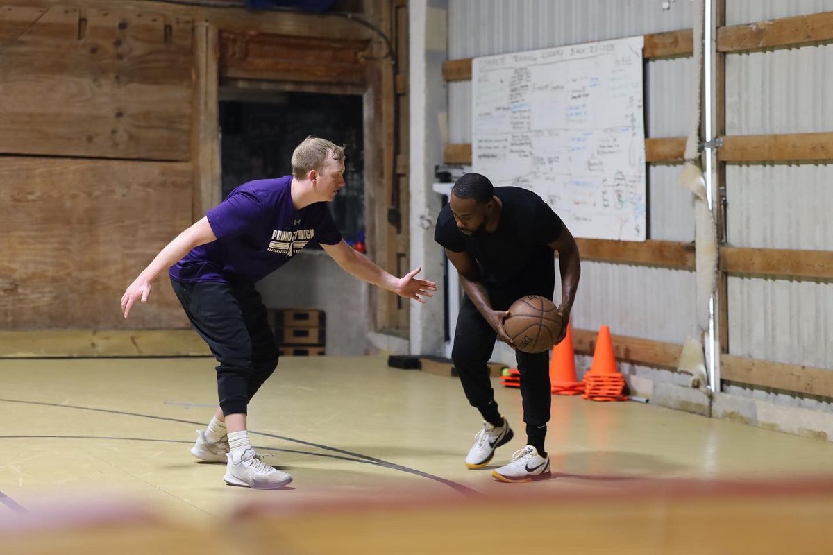 Jordan and Courtney Moses Delks tweet media