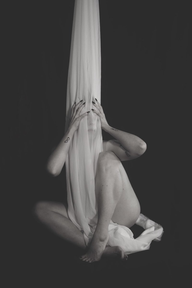 owlista's tweet photo. Lost in the void. 
Self portraits. https://t.co/Eg65VswjXL