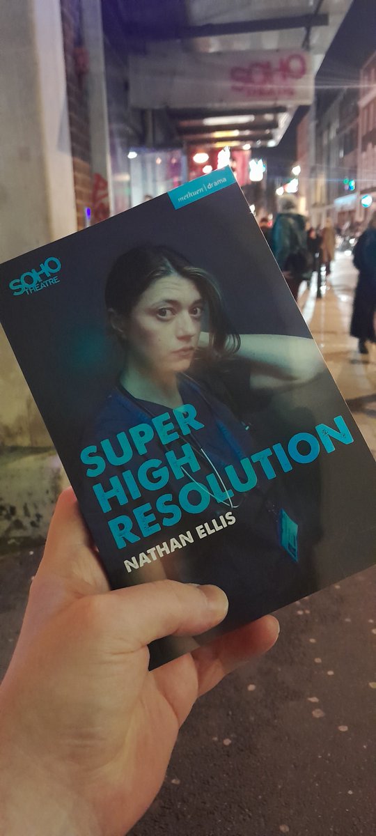 Go and watch #SuperHighResolution at <a href="/sohotheatre/">Soho Theatre</a> . Fantastic play and such great acting. Pretty heavy stuff though,  highly emotional #theatre