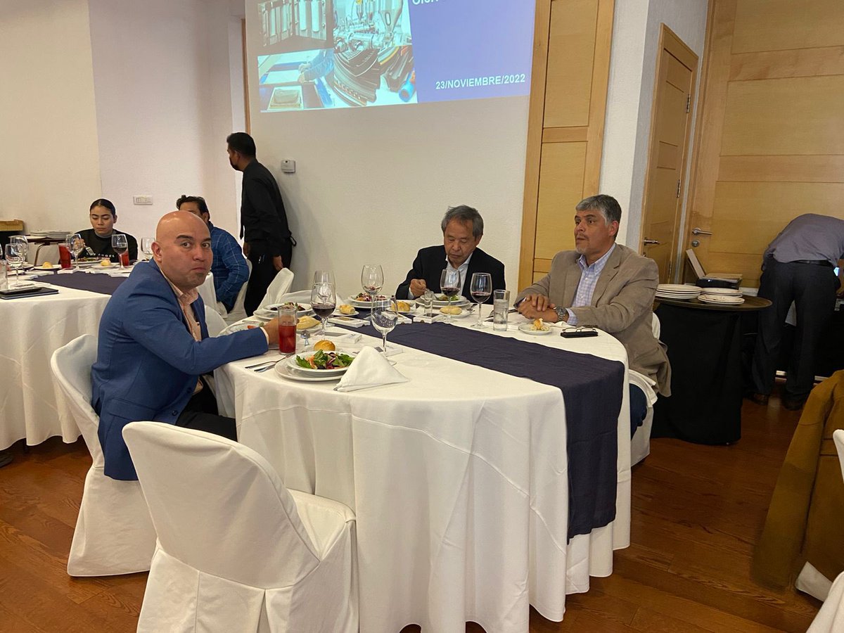 Cluster De Plasticos De Queretaro tweet media