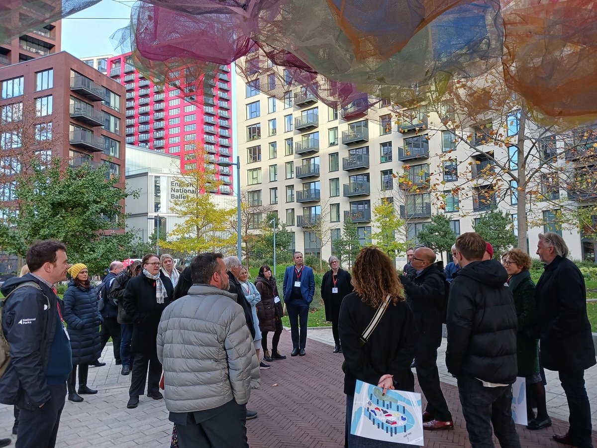 hmc474's tweet photo. Fantastic #UrbanismAwards @theAoU - (1) a great walking tour of #londoncityisland @ENBSchool (2) brilliant #learningfromEurope talks (3) inspiring award finalists & (4) socialising with other urbanists. https://t.co/SZgZV2tqgT