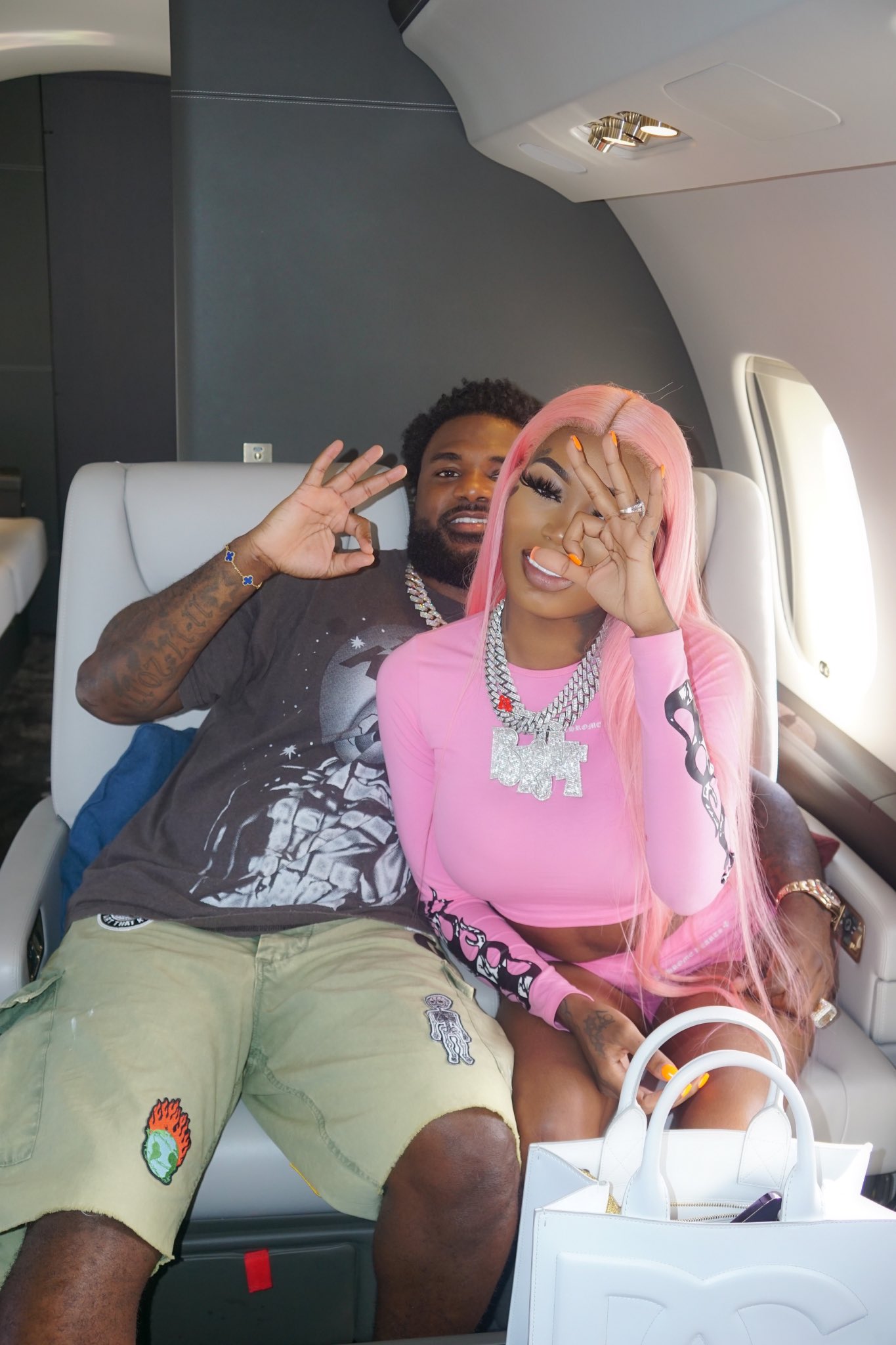 TW Pornstars - 2 pic. ASIAN DA BRAT. Twitter. Bahamas’s Here We Come 🌸