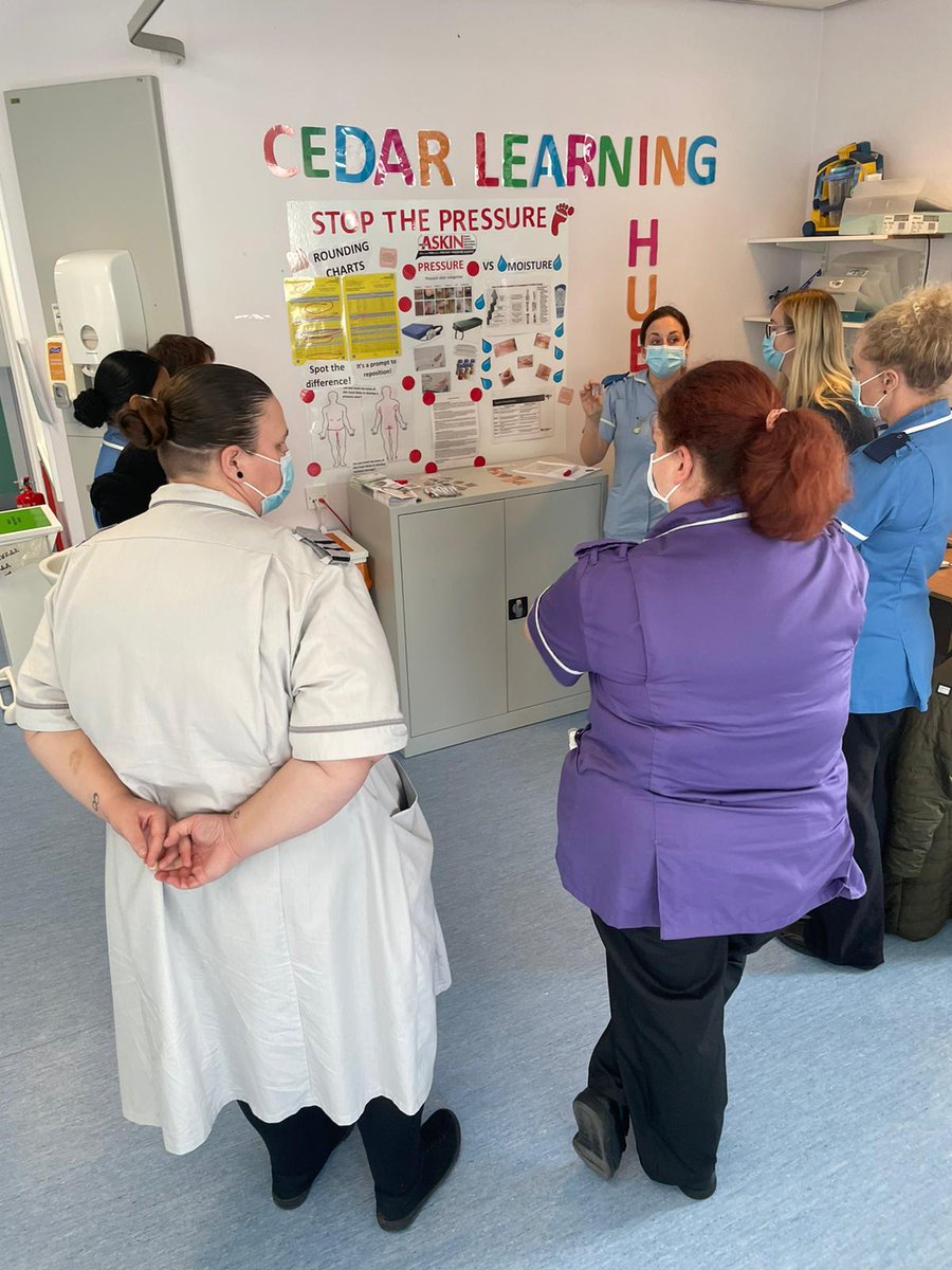 solon41's tweet photo. STOP THE PRESSURE,  teaching sessions @cedarward, @TVN_UHCW ,@UHCWPDTeam ,@saintcrooshospital, @UHCWP2E https://t.co/iUqwLf0276