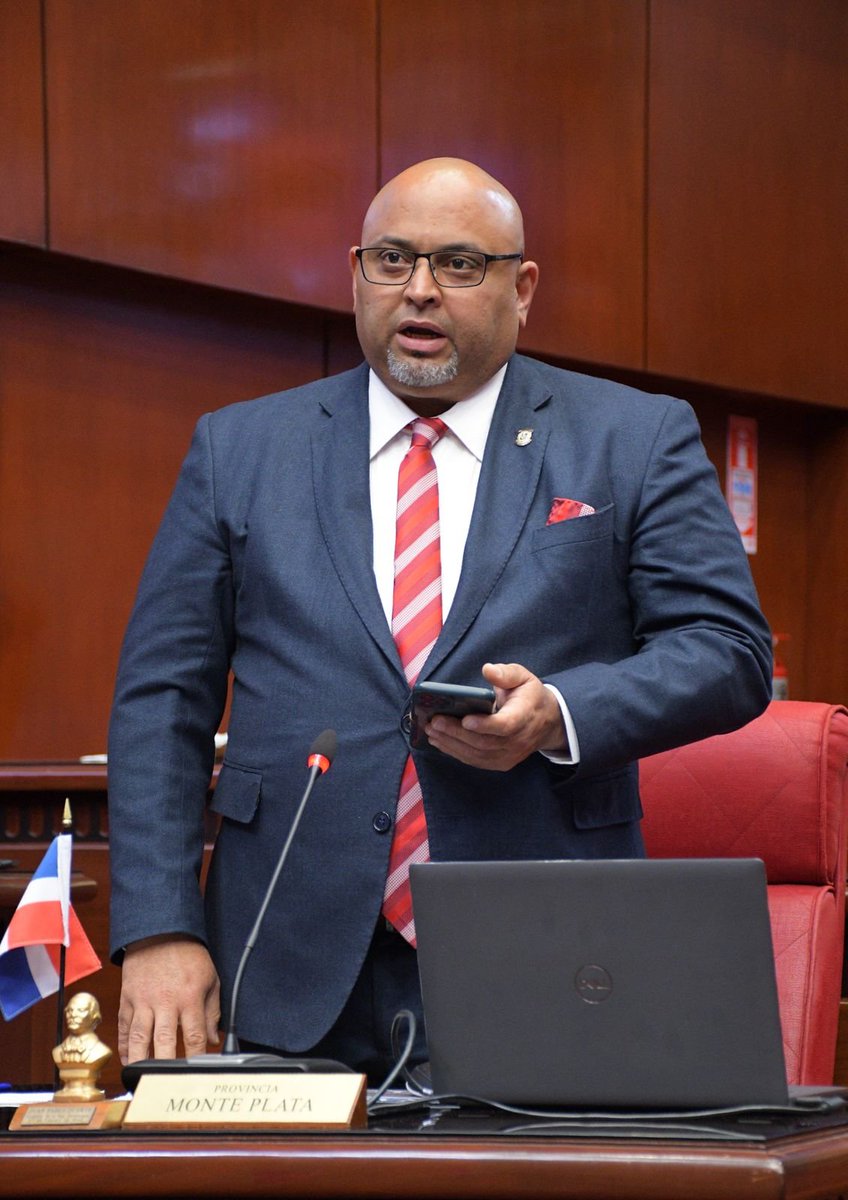 🗣️ <a href="/leninvaldezl/">Lenin Valdez</a> rechazó acusaciones de racismo contra el país en perjuicio de los nacionales haitianos. “Lo único que hemos hecho es ser solidarios con los amigos haitianos”.