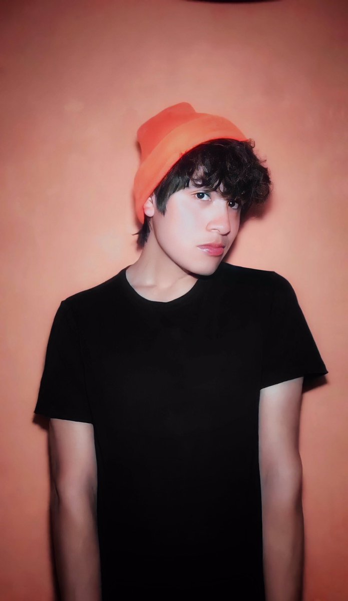 eddyferlopez's tweet photo. LOVE SUX 🧡 https://t.co/L4H8jQ0eUt