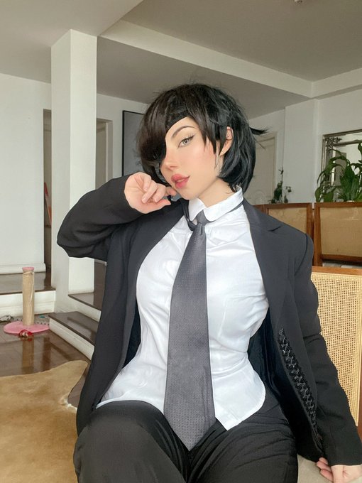 Himeno from Chainsaw Man 🖤  &ldquo;You're not going to kiss me? 👀&rdquo; https://t.co/G0YqvgDDbH