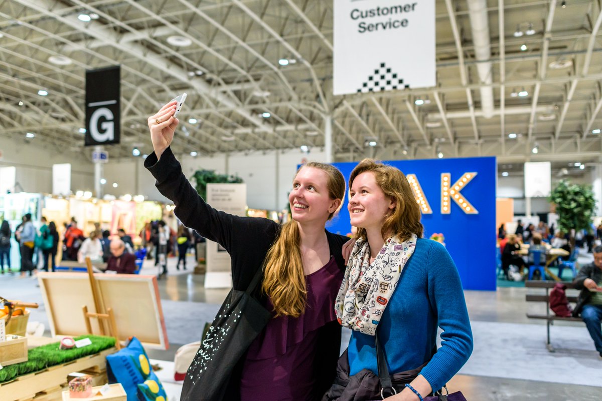 ooak_toronto's tweet photo. Are you ready? The One Of A Kind Winter Show OPENS TOMORROW. With over 600 vendors and artisans from across the country, this show is a treasure trove of unique, one-of-a-kind gifts that are sure to delight your loved ones this holiday season.  Tickets #linkinbio. https://t.co/pUDYAFIvKn