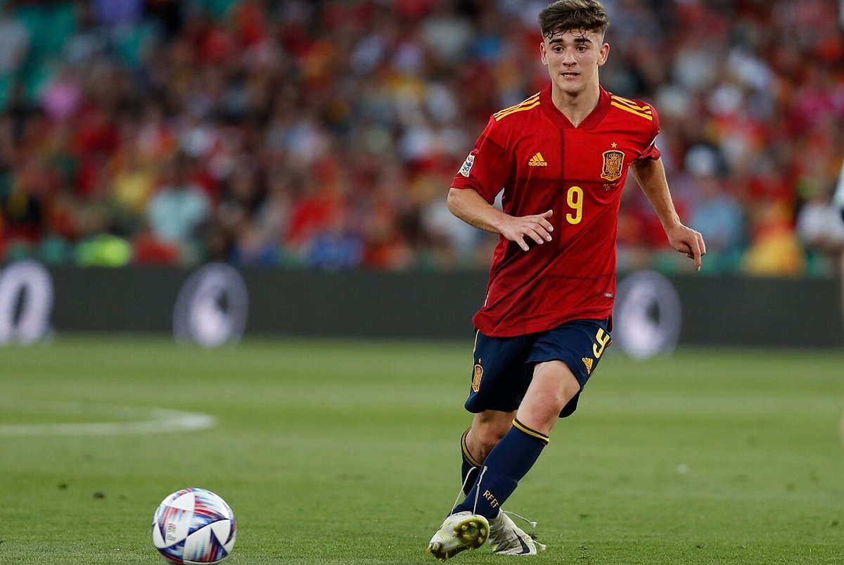 🧒 18 años y 110 días

🇪🇸 Gavi es el goleador más joven de la historia de España en un Mundial

📻 radiomarca.com