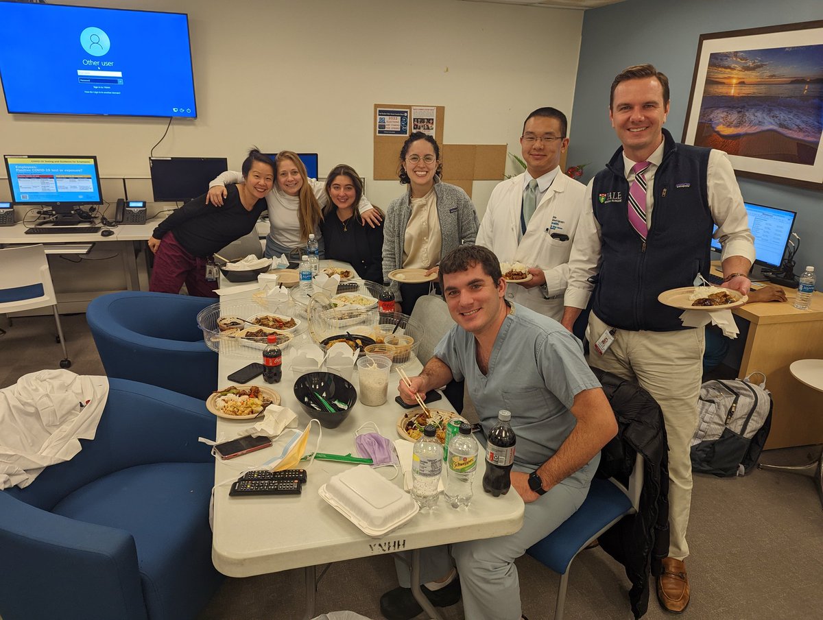 Team Surg Onc and their early Thanksgiving dinner together - we are thankful for our team #surgery #medtwitter @YaleSurgery #Thanksgiving2022