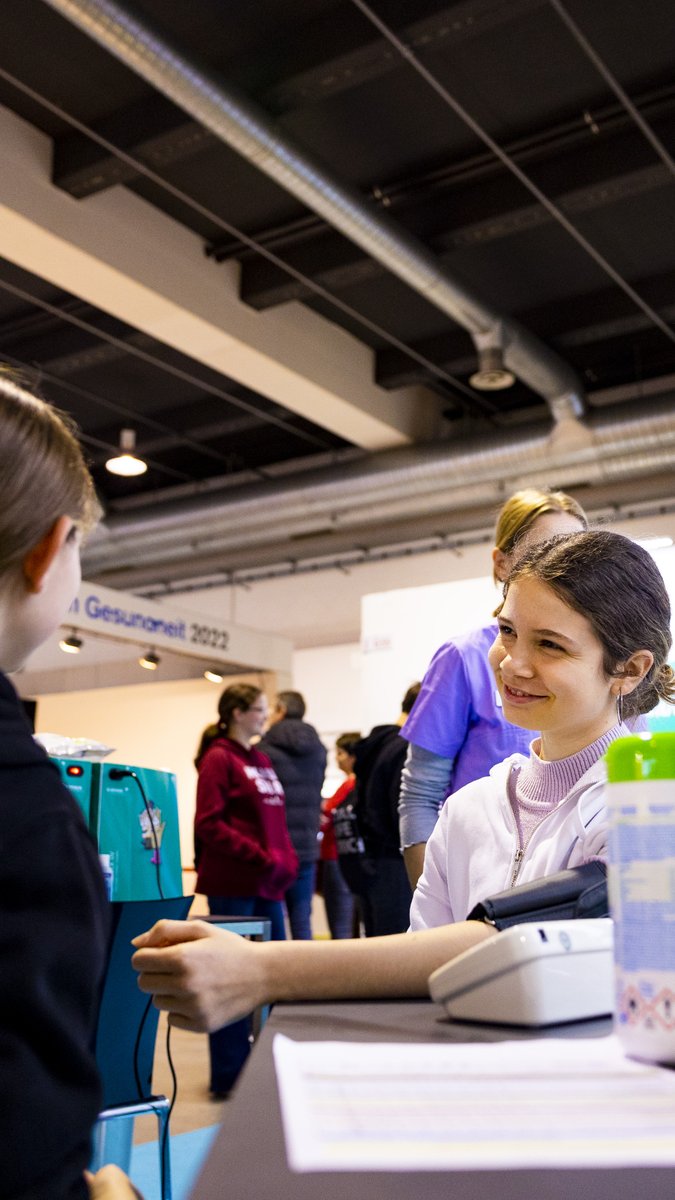 Berufsmesse Zürich tweet media