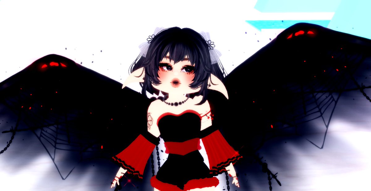 Ekey_Slaying122's tweet photo. So pretty right?!? <3😃 #royalehigh #roblox #outfit #Ekey https://t.co/NhzAM2WZnw