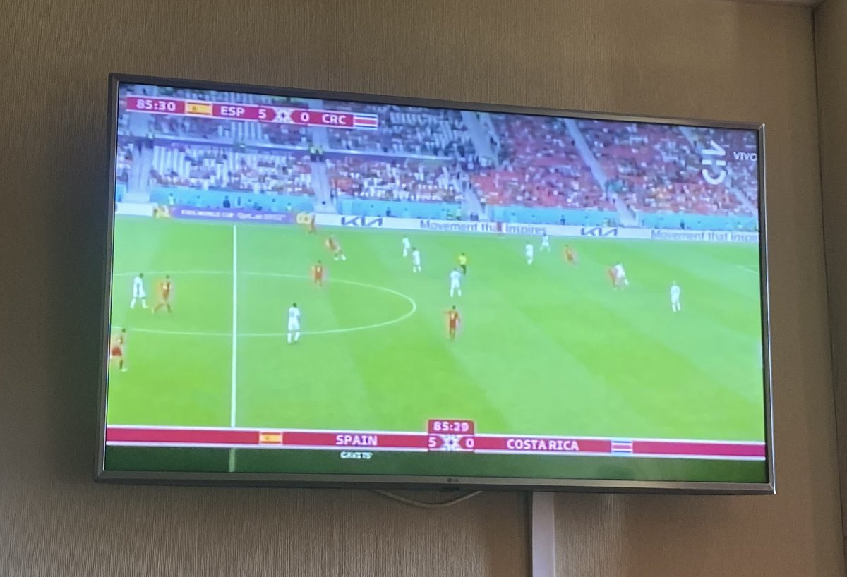 Este partido está dedicado a Nico Williams y a toda su familia…y a Iñaqui su hermano (8)…#FIFAWorldCup #Qatar2022 #Molotov