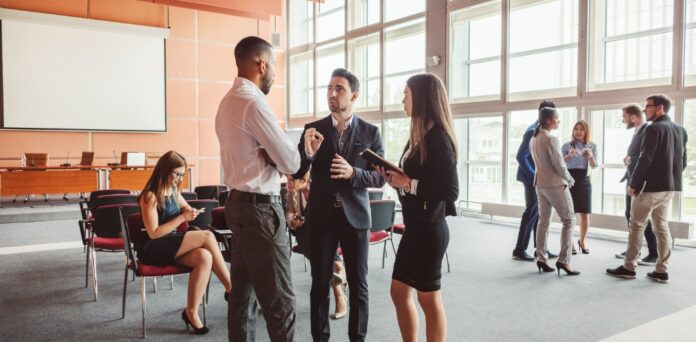 #ESPC22 is just around the corner! AvePoint will be there with <a href="/meetdux/">Dux Raymond Sy 🇵🇭 🇺🇸</a> and <a href="/buckleyplanet/">Christian Buckley</a> to hold sessions covering various #M365 challenges and solutions for our industry partners. Choose different sessions and book a meeting with us here: avpt.co/3Ew4Puo.