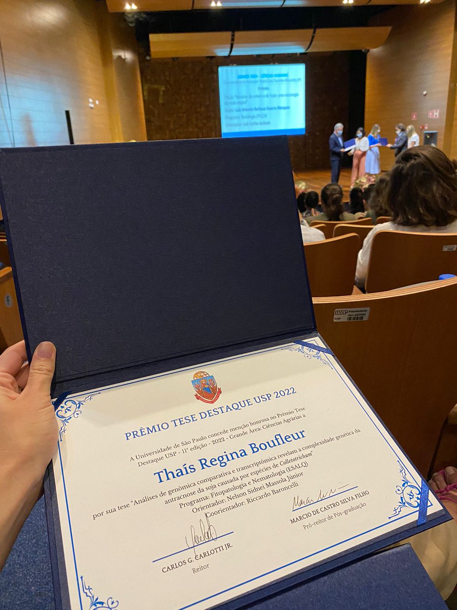 Serenella A. Sukno (@ssukno) on Twitter photo Congrats Dr T. Boufleur <a href="/boufleur_t/">Thaís Boufleur</a> on your award for best PhD thesis at #USP in soybean anthracnose. We’re very proud of you! Thanks for a wonderful collaboration with Univ Sao Paulo, Bolonia <a href="/R_Baroncelli/">@riccardobaroncelli.bsky.social</a> and Salamanca <a href="/CIALE_USAL/">CIALE</a> <a href="/mthon/">Michael Thon @mthon@genomic.social</a> <a href="/UCCiUSAL/">Unidad de Cultura Científica y de la Innovación</a> <a href="/investigausal/">Investigación USAL</a> #colletotrichum Congrats Dr T. Boufleur <a href="/boufleur_t/">Thaís Boufleur</a> on your award for best PhD thesis at #USP in soybean anthracnose. We’re very proud of you! Thanks for a wonderful collaboration with Univ Sao Paulo, Bolonia <a href="/R_Baroncelli/">@riccardobaroncelli.bsky.social</a> and Salamanca <a href="/CIALE_USAL/">CIALE</a> <a href="/mthon/">Michael Thon @mthon@genomic.social</a> <a href="/UCCiUSAL/">Unidad de Cultura Científica y de la Innovación</a> <a href="/investigausal/">Investigación USAL</a> #colletotrichum