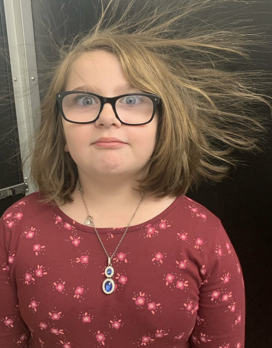 nackstars's tweet photo. @cardrestocks @CoolCardBro @DanSpeed10 @BDKleinman Flip thank you for your generosity and kindness during this season! If our family were to win my daughters expression is too perfect not to share. She turns 10 on Saturday & would to break those with her dad #whywecollect https://t.co/yWp3NRsJfE