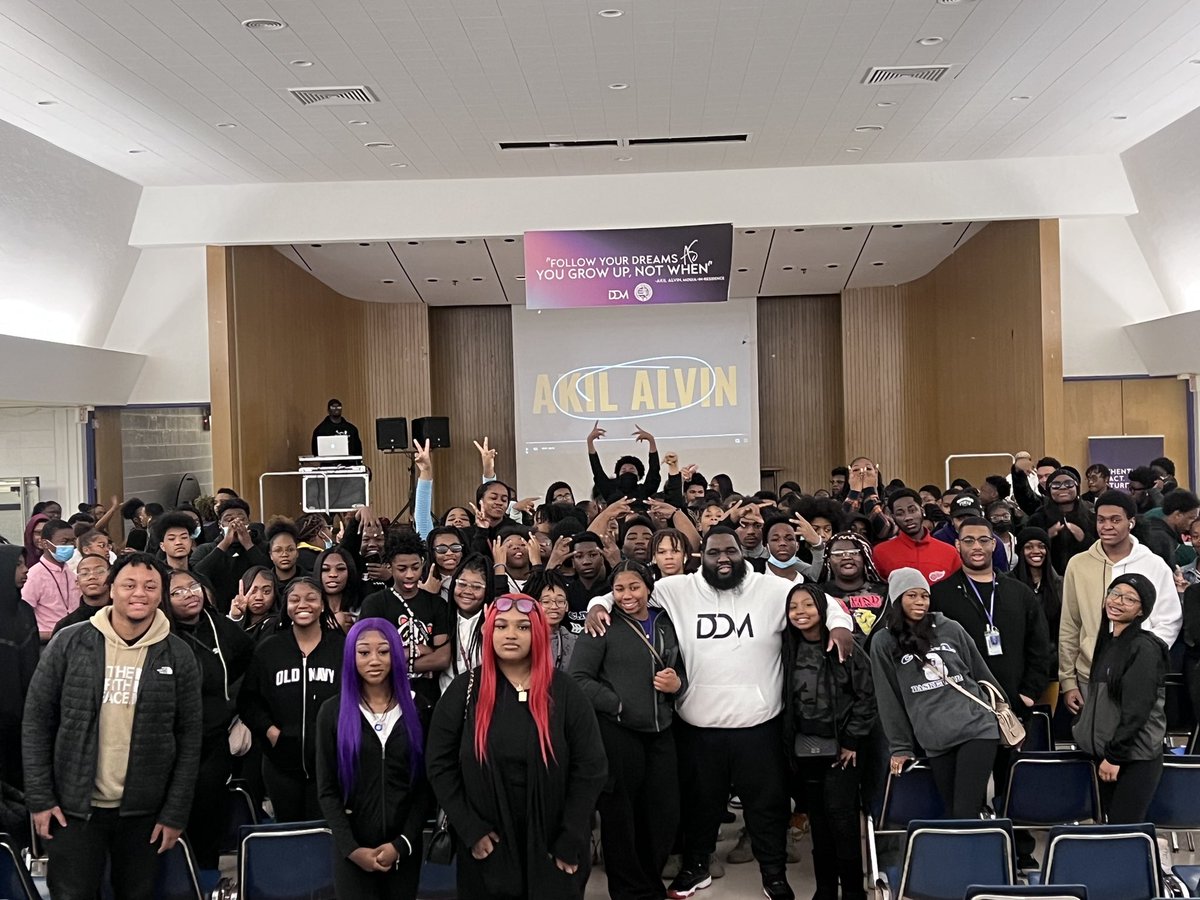 Communications & Media Arts HS tweet media