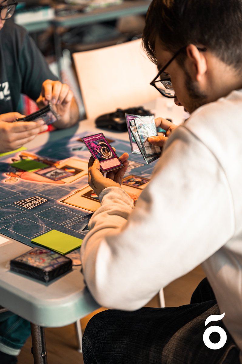 lausanneesports's tweet photo. 🃏 FESTI'PLAY 🎉
Un seul mot : FUUUUN ! 🥳
Merci à l'équipe @Fragboxgaming qui a assuré à la 🪄 des animations !
Sans oublier @MangaTanigami et TCG Ecublens pour leur initiation à #YugiOh! 🎊
#FestiGames 🏟 https://t.co/fWkn4zaLPY
