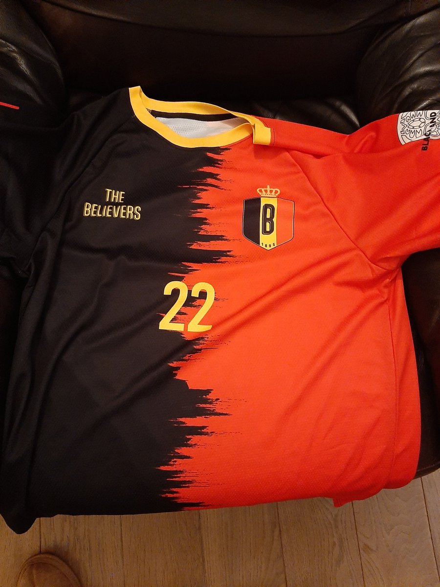 jmgheraille's tweet photo. On peut discuter à l'infini sur la composition (très) traditionnelle de Roberto Martinez mais c'est le terrain et sa vérité qui vont compter. Cette coupe du monde 🇧🇪commence enfin. #BELCA #FIFAWorldCup @ladh #Believers https://t.co/b1Ov18Wv9z