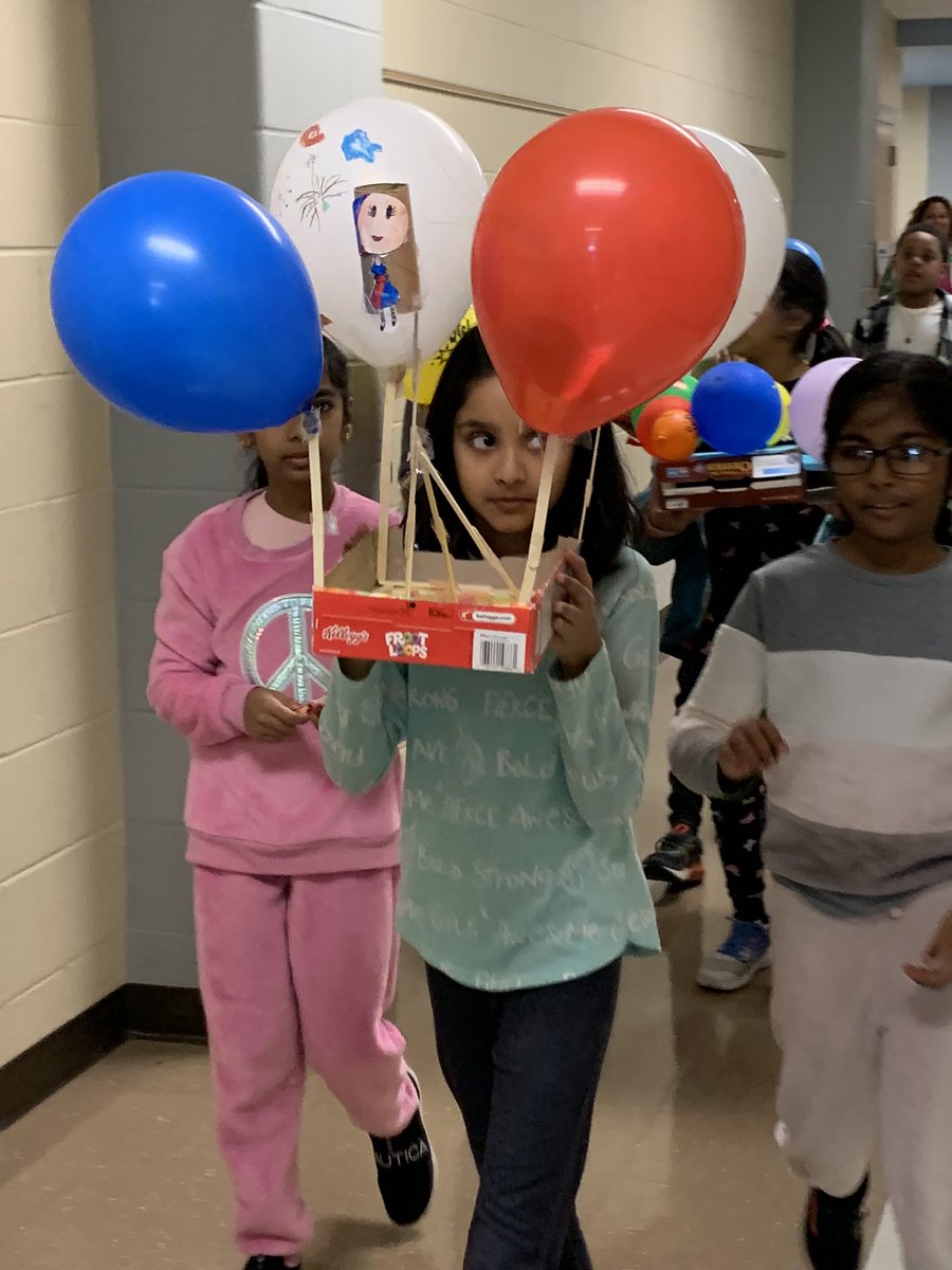 Our 4th graders at CES worked hard on a STEM project for the book Balloons over Broadway. The created their own floats and paraded around the halls of CES spreading Thanksgiving cheer! Wishing you all a Happy and Healthy Thanksgiving!