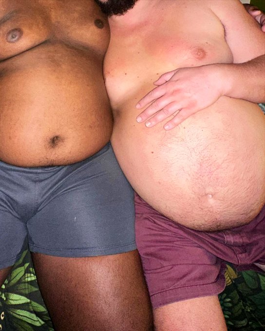 Watch big boy's leaked NSFW photo on TwXstars