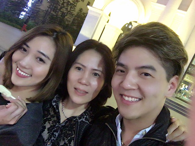 tranganh2841's tweet photo. Trên này chả quen ai, tha hồ up https://t.co/oGiorgl4tc