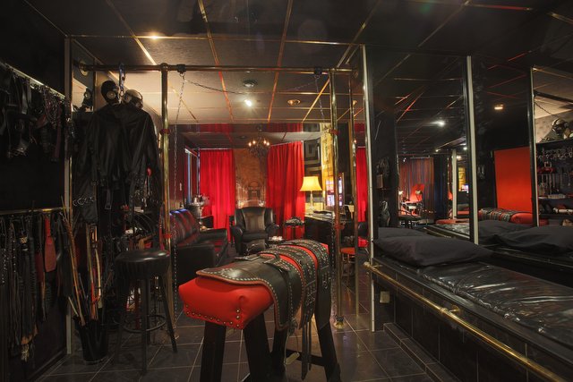 I like to play, and you should do that also #slave, #slavedog , #bdsmlover. Book your session and we play at <a href="/DomaSMStudio/">John Doma SM Suite</a>.

<a href="/SmDungeon/">SM-dungeon</a>, <a href="/Kmeesteres/">KinkyMeesteres</a>, <a href="/klapjes/">Klapjes</a>, @Latex_kleding