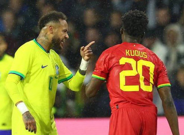 njdmarlon's tweet photo. "Neymar não é melhor do que eu. Ele só é mais famoso. Podemos nos encontrar novamente. Neymar e eu, parte 2. Tenho certeza que ele iria gostar."

-Kudus, atacante da seleção de Gana e do Ajax. https://t.co/dd7aFjMHBL