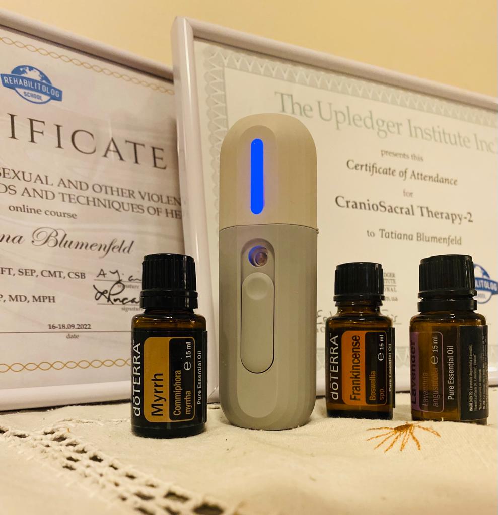 GROUNDING WITH ESSENTIAL OILS

One of the grounding methods enjoy 🤗myself using daily is the essential oils doterra.
facebook.com/tatjana.nikole…