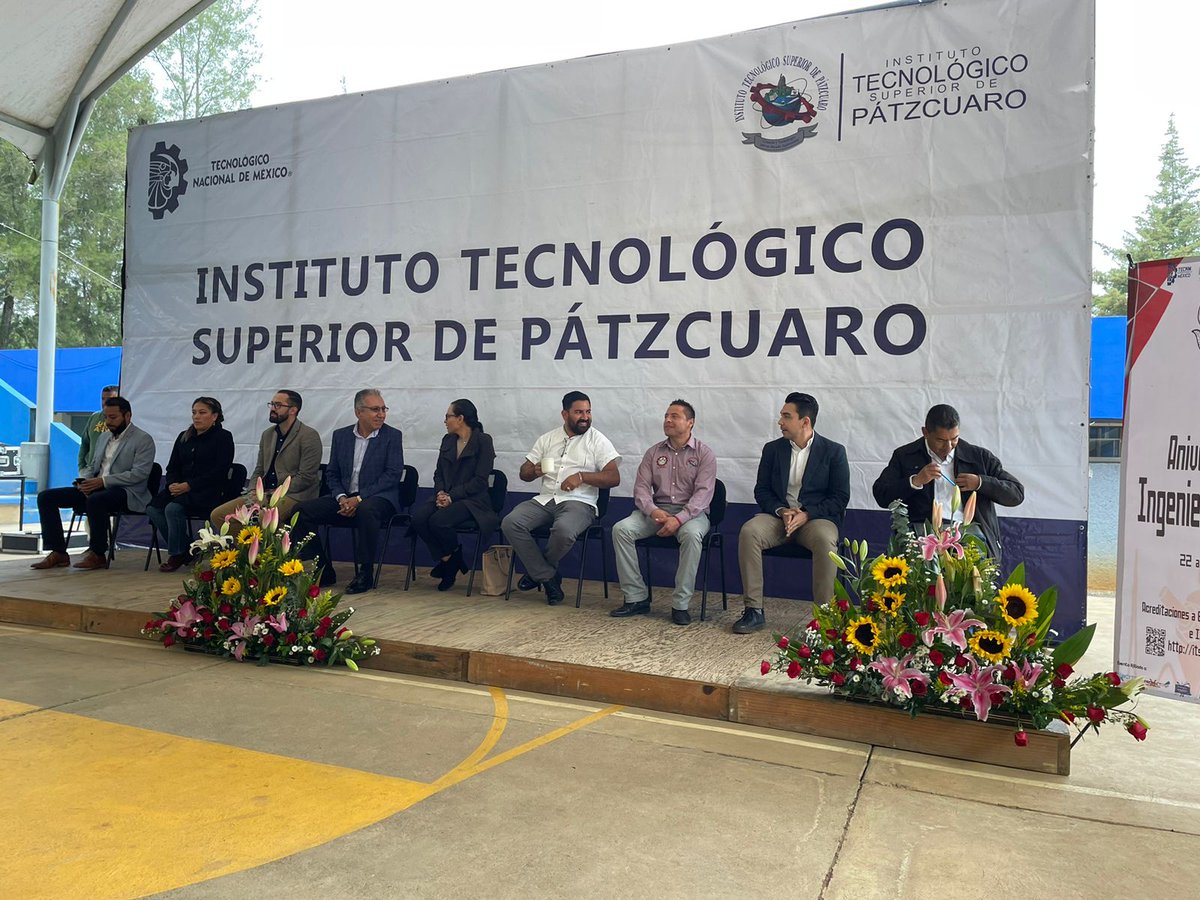 somibmx's tweet photo. Muchas gracias por la invitación para festejar el décimo aniversario de la carrera de Ingeniería Biomédica en el Tecnológico de Pátzcuaro, ¡enhorabuena por estos primeros 10 años!

#SoySOMIB #SoyIngBiomédico https://t.co/1nEE3fDuws