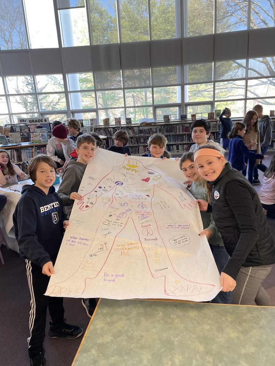 JAdams7532's tweet image. 6th Grade Blue Team being #connected @SaxeMS as they celebrate our students exemplifying our CHARTER. Great way to kick off the break. #AttitudeofGratitude